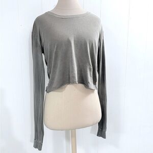 U.S. Vintage | Gray Grunge Crop Tee